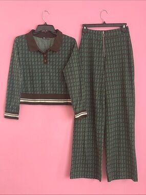 Zara 2pcs Set Green Patterned Wide-Leg Pants &PoloTop - Women's Stylish Trousers